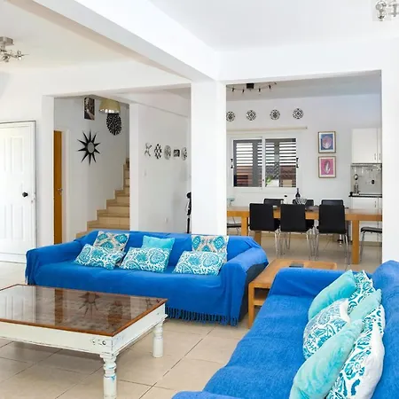 Villa Chloe